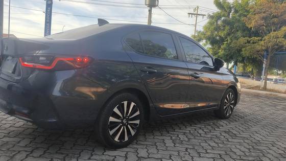 HONDA CITY 1.5 i-VTEC FLEX TOURING CVT HONDA CITY 1.5 i-VTEC FLEX TOURING CVT